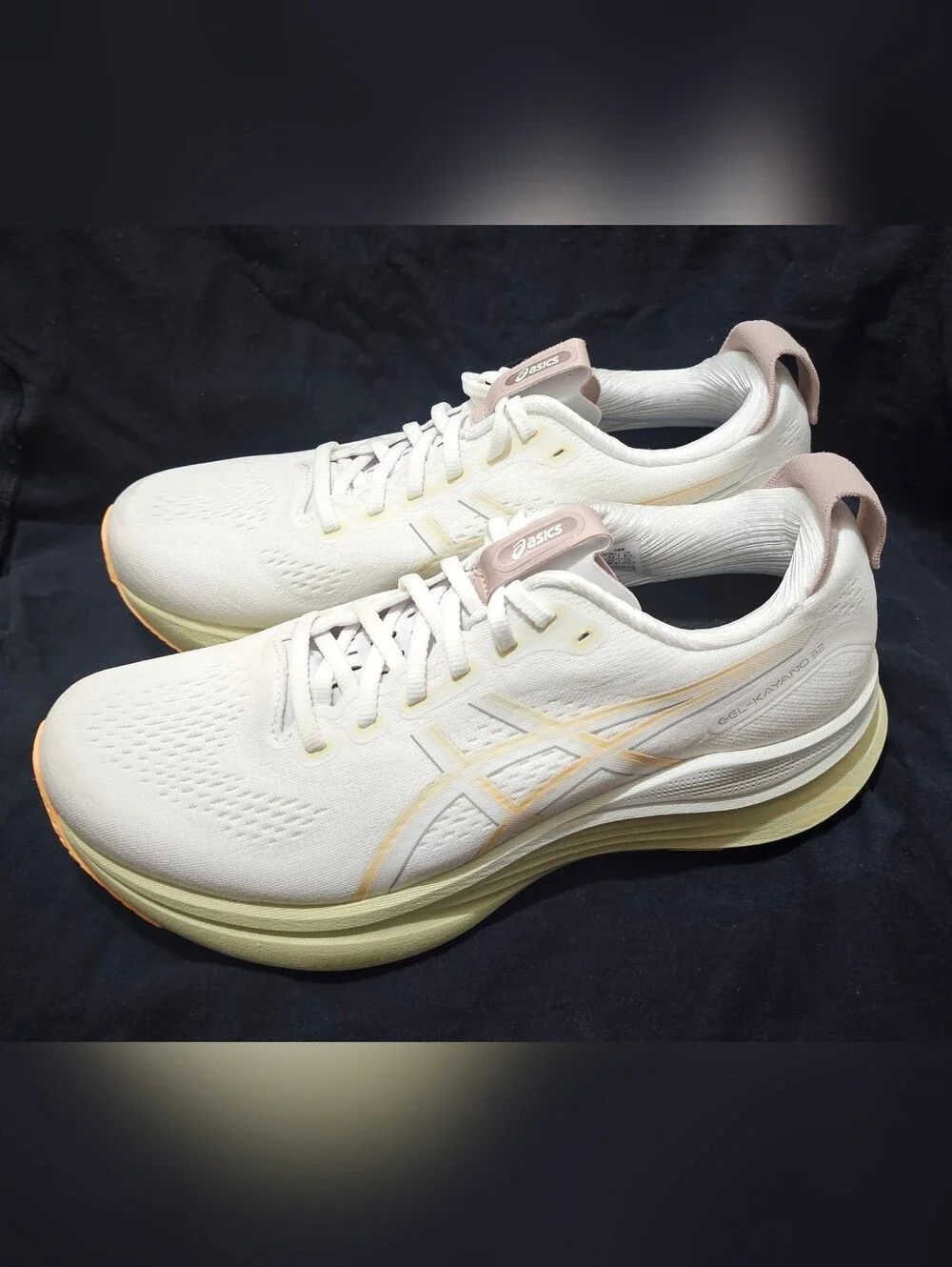 Men's Asics Gel Kayano 32 size 8.5 Wide
